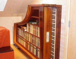 piano bookcase recycling idea