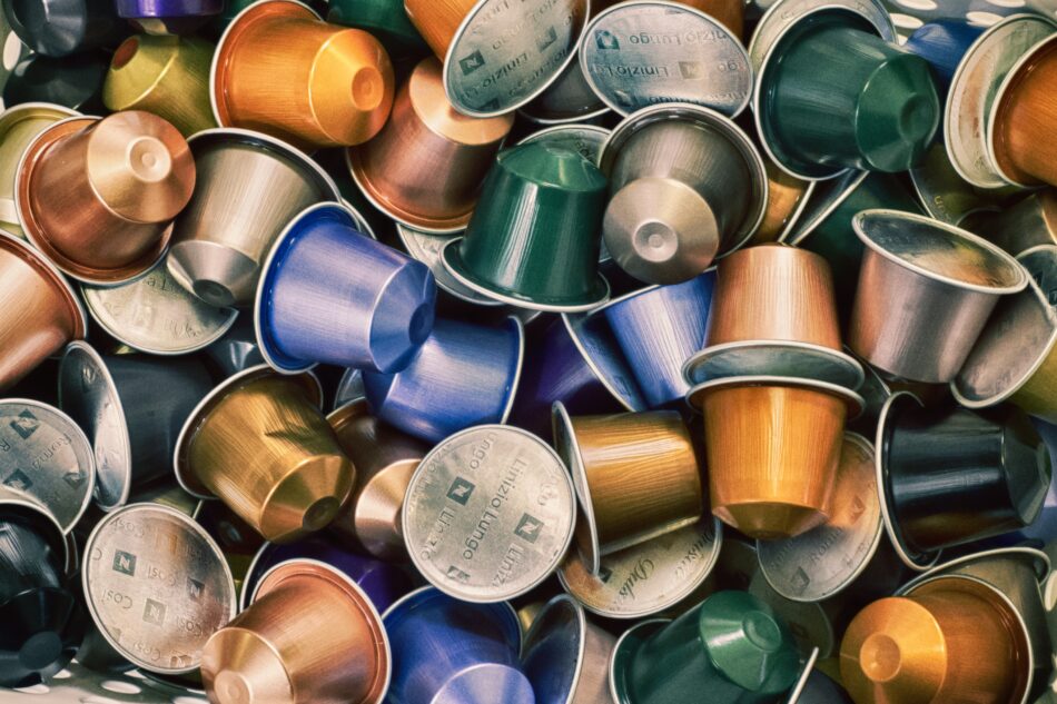 different colours of coffee pods.
